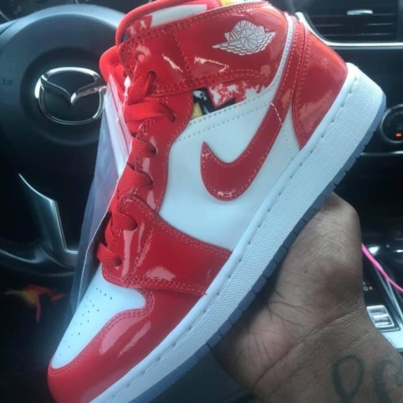 Nike Jordan’s red& white size 4.5